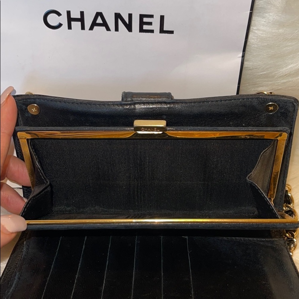 CHANEL Authentic CC Logo Cavier Bifold Wallet - Picture 7 of 16